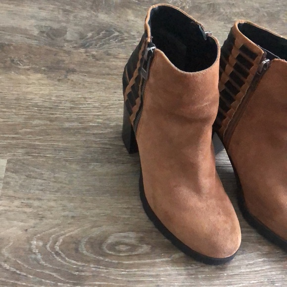 Suede booties - Picture 3 of 6